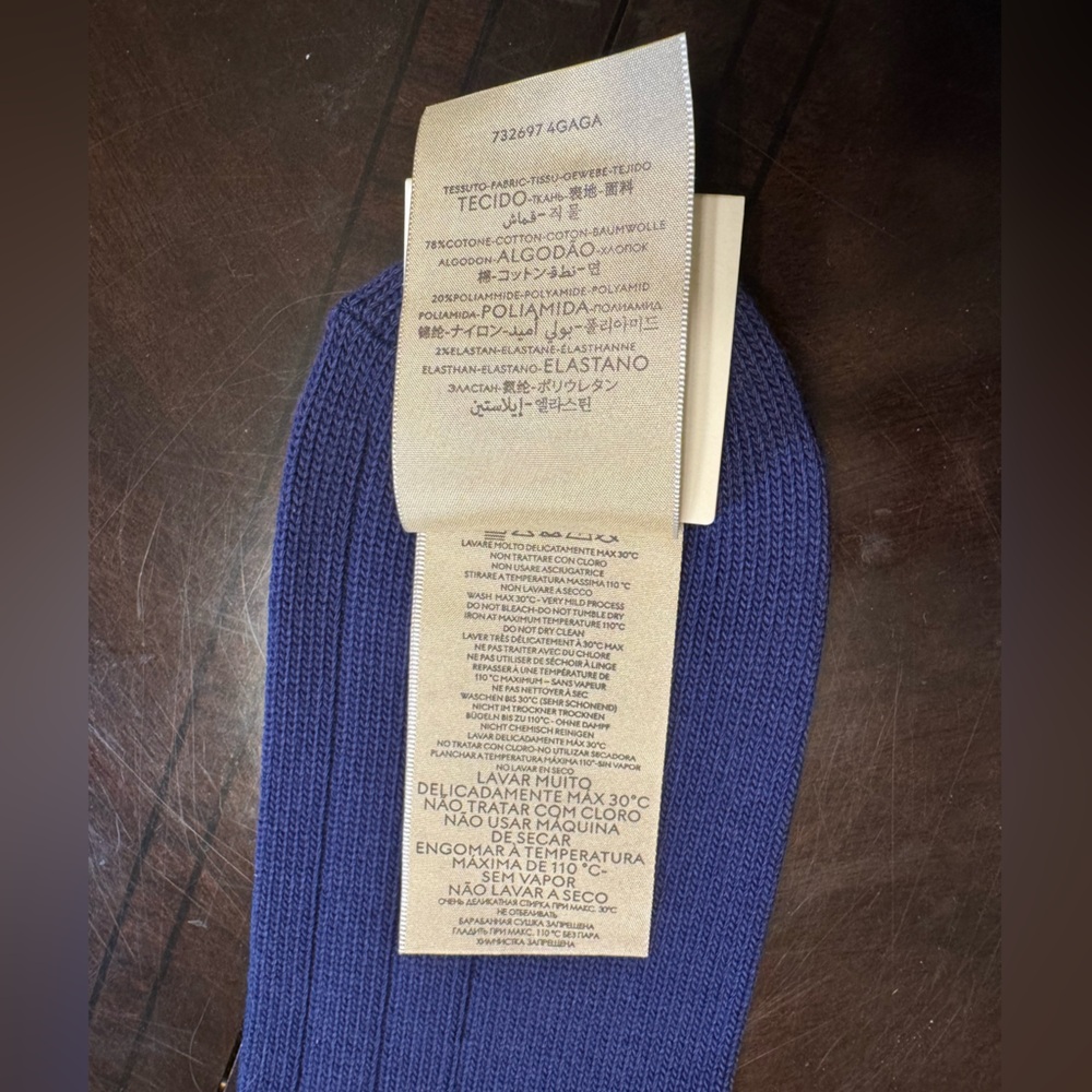 New Authentic Gucci Logo Socks Navy Size M - Picture 14 of 14